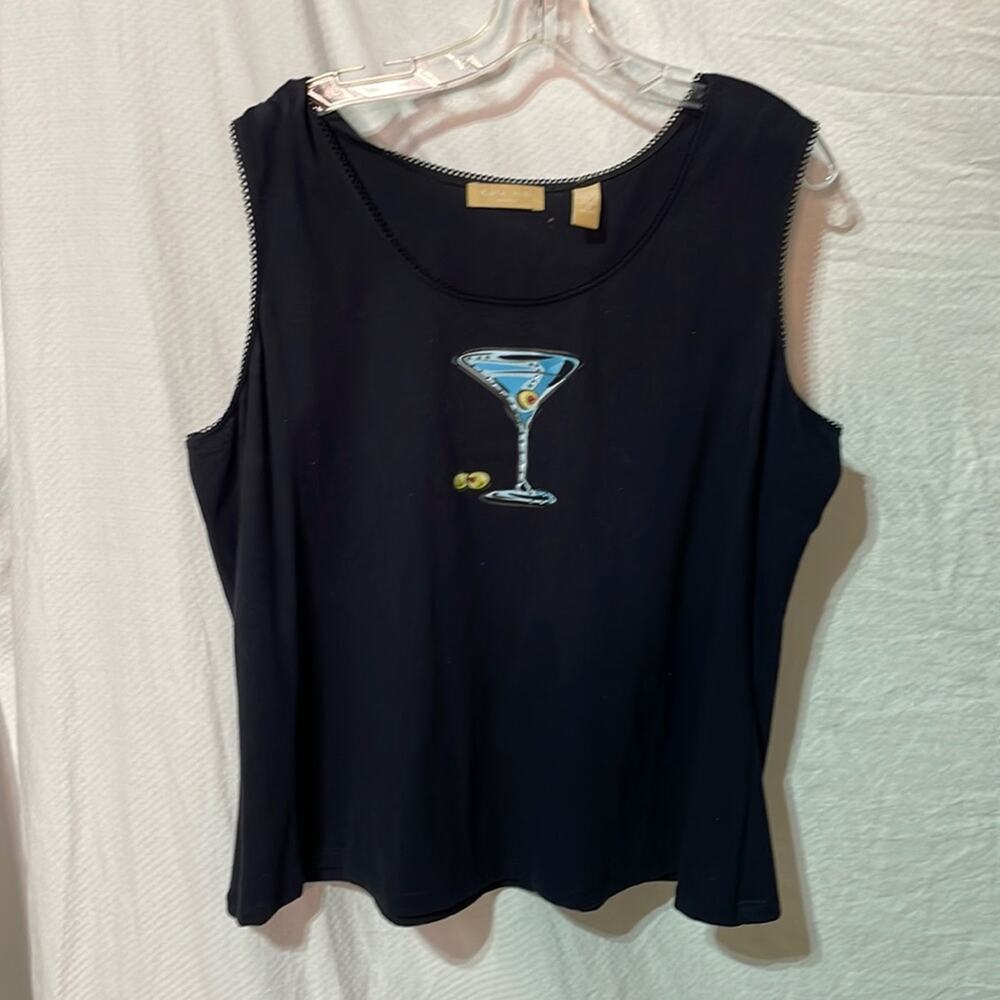 Kate Hill 2x black tank blue martini graphic top nwot scalloped detail
